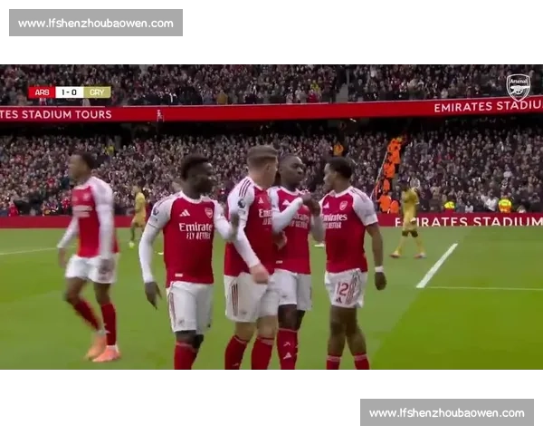 阿森纳 vs 水晶宫首发揭晓:拉亚亨德森领衔,埃泽战旧主